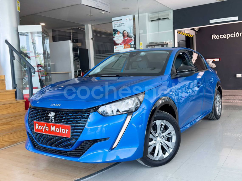 PEUGEOT e-208